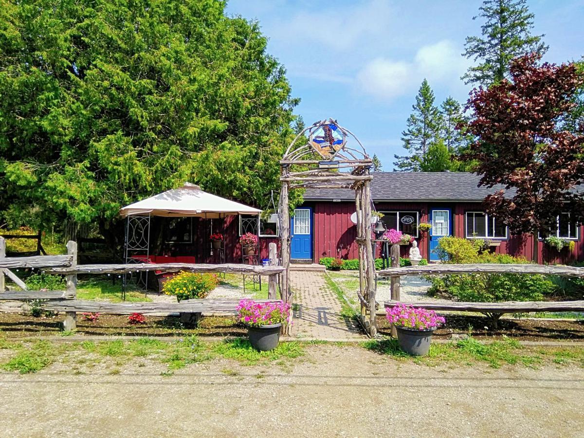 New Buddha Bing Unique Experience Cottage And Cabins Tobermory Exterior photo